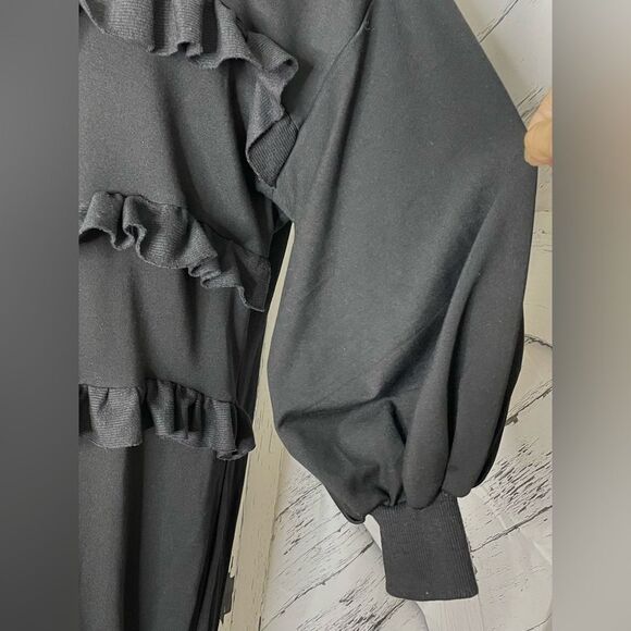 NWT Kosmios Dress Midi Ruffles Puffy Sleeves Black Oversized Small - Picture 4 of 8